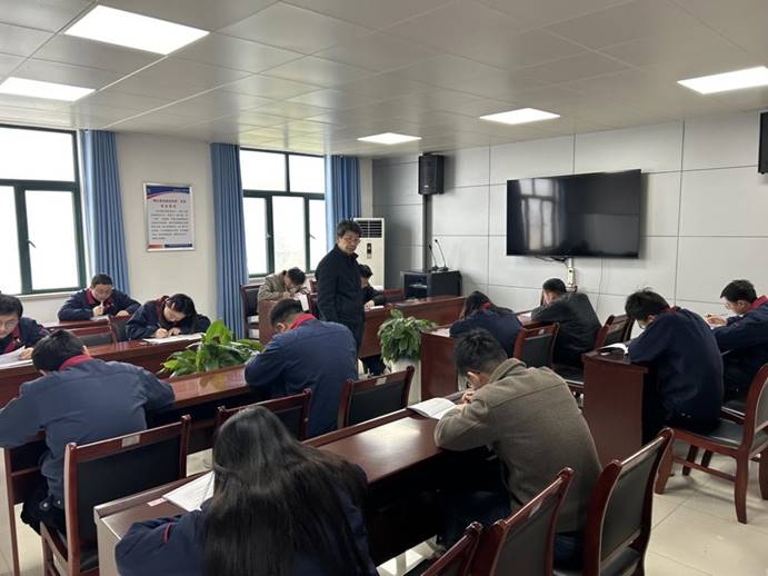 建材公司、檢測(cè)公司聯(lián)合開展管理人員業(yè)務(wù)提升考試